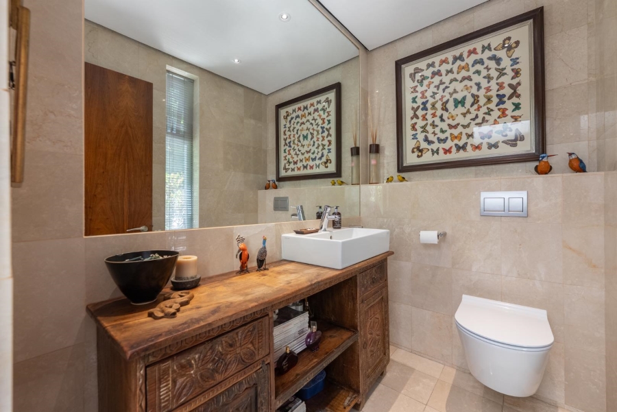 2 Bedroom Property for Sale in Tamboerskloof Western Cape